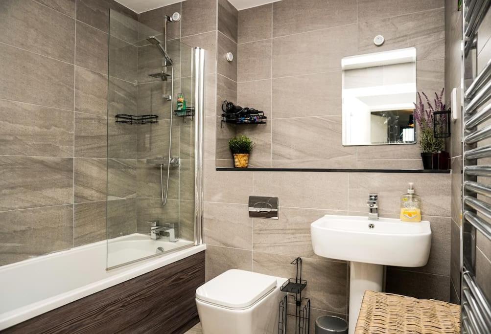 Apartament Peaceful 2Br Hideout With Instant Self Check-In At Kelham Island Retreat Sheffield Zewnętrze zdjęcie